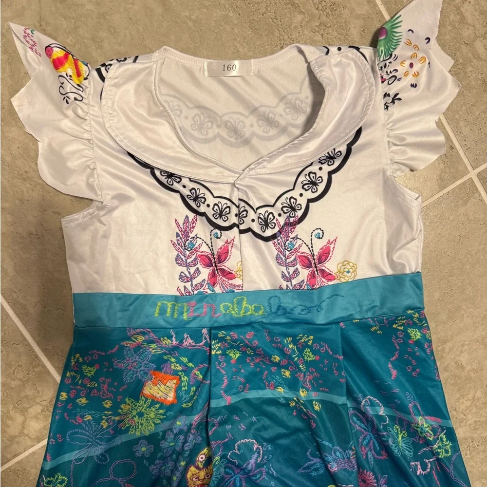 Encanto Mirabel Costume - Picture 3 of 7